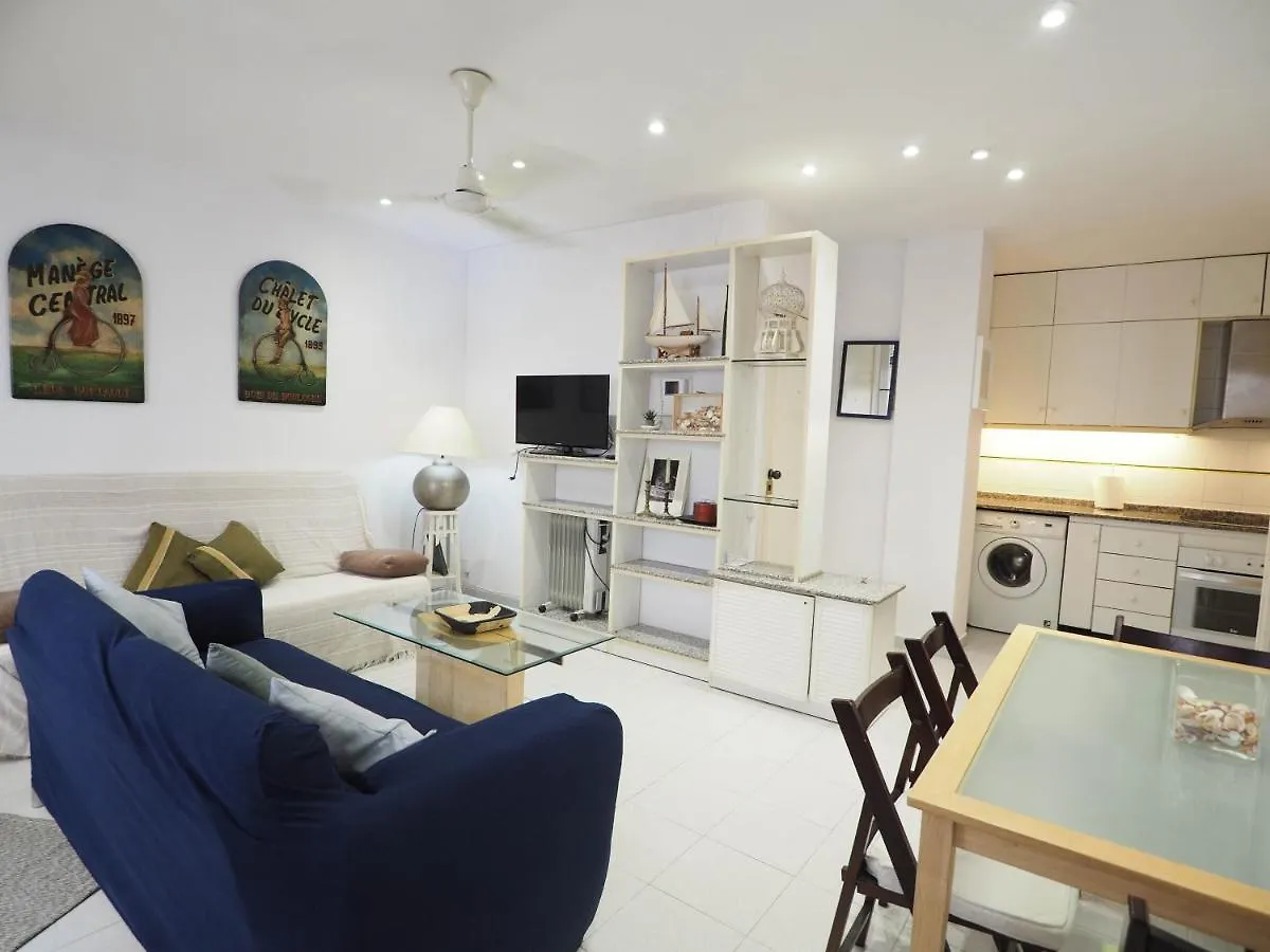 Sunflower Apartment By Hello Homes Sitges Spain